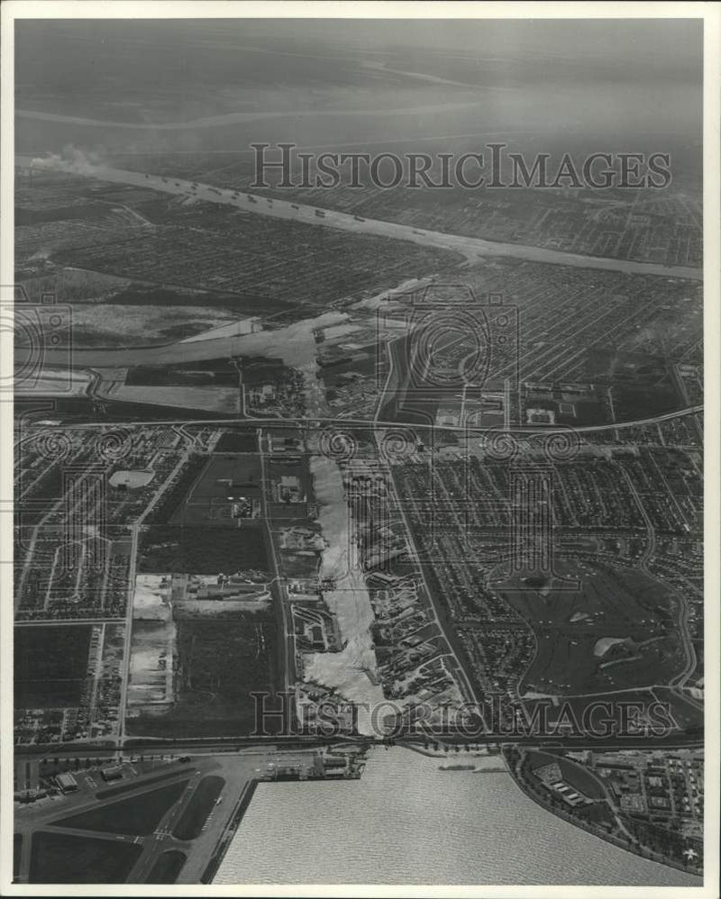 Load image into Gallery viewer, 1966 Press Photo Aerial view of Industrial Canal - nob40395
