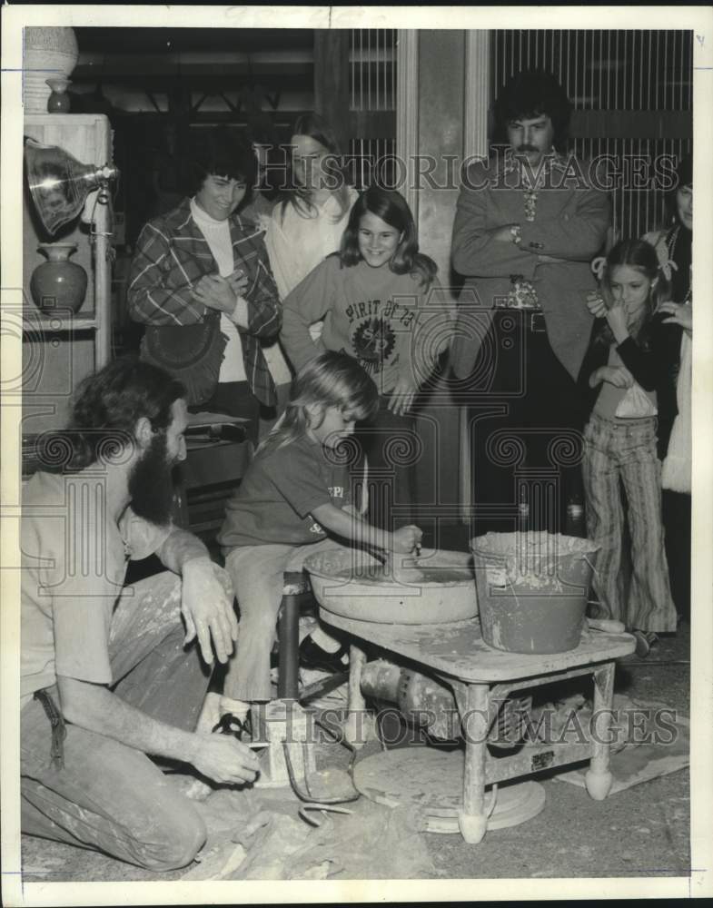 1974 Press Photo Youngster throws a pot as part of the Spring Arts Festival.- Historic Images