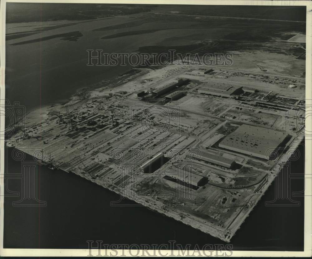 1970 Press Photo Sprawling mechanized ship-manufacturing facility at Pascagoula.