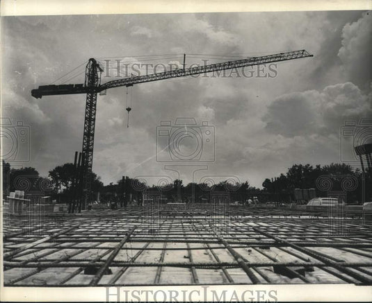 1971 Press Photo Site of a 218-unit luxury apartment complex on Metairie Road