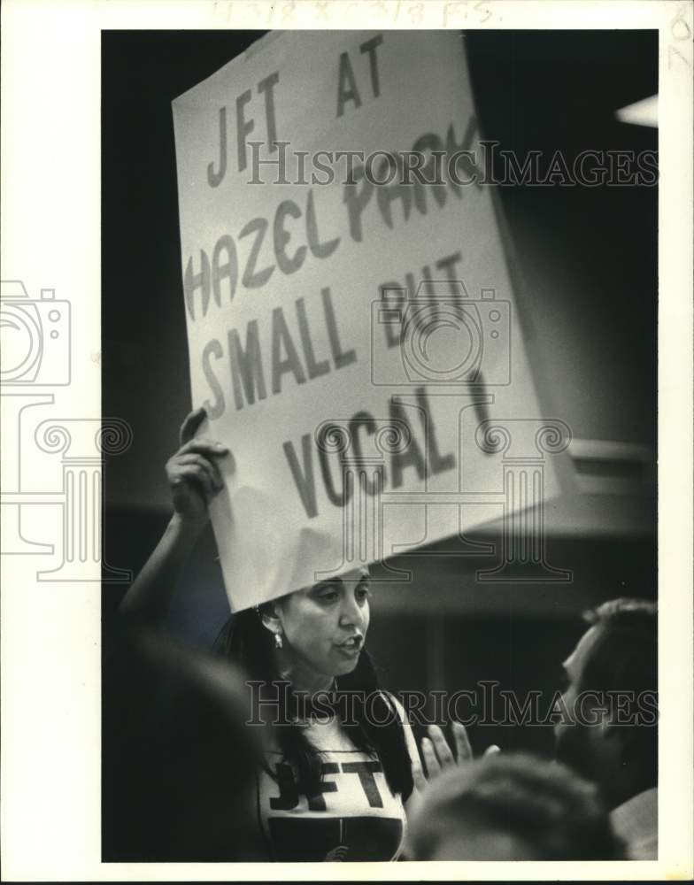 1979 Press Photo Jefferson Parish striking teachers rally at union hall- Historic Images