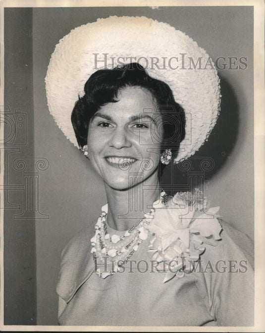 1962 Press Photo Mrs. Stocton Jefferson of Crippled Children's Hospital Guild- Historic Images