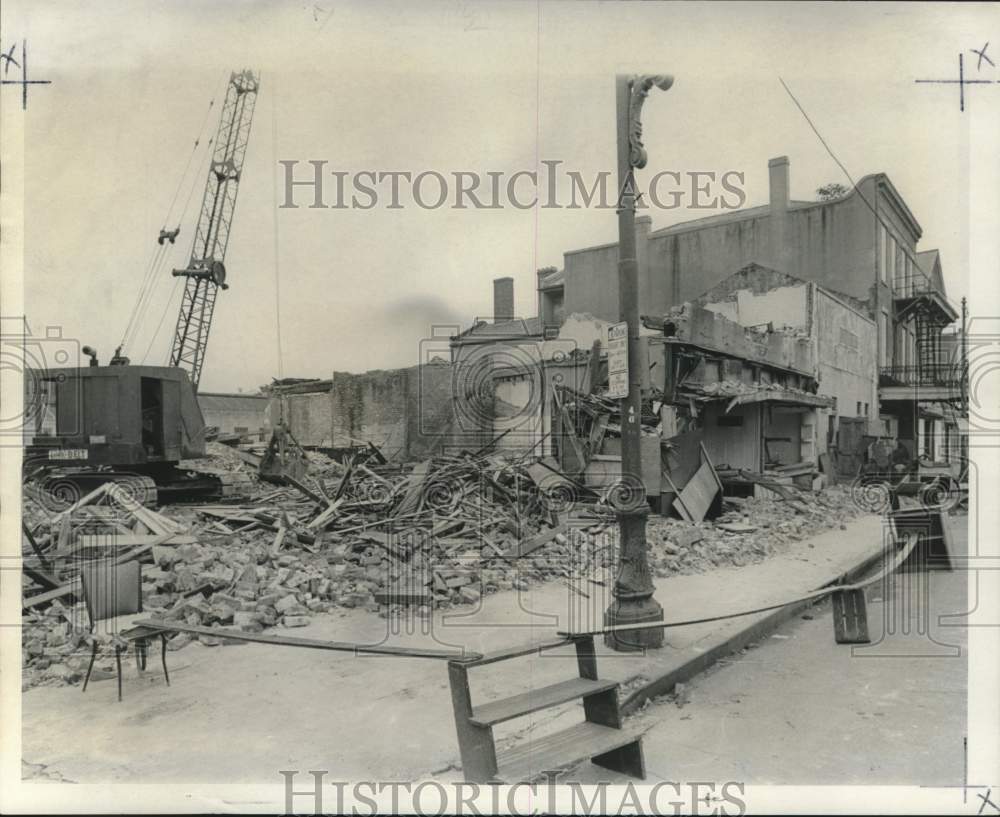 1971 Press Photo Dilapidated structures in central business district- Demolished- Historic Images