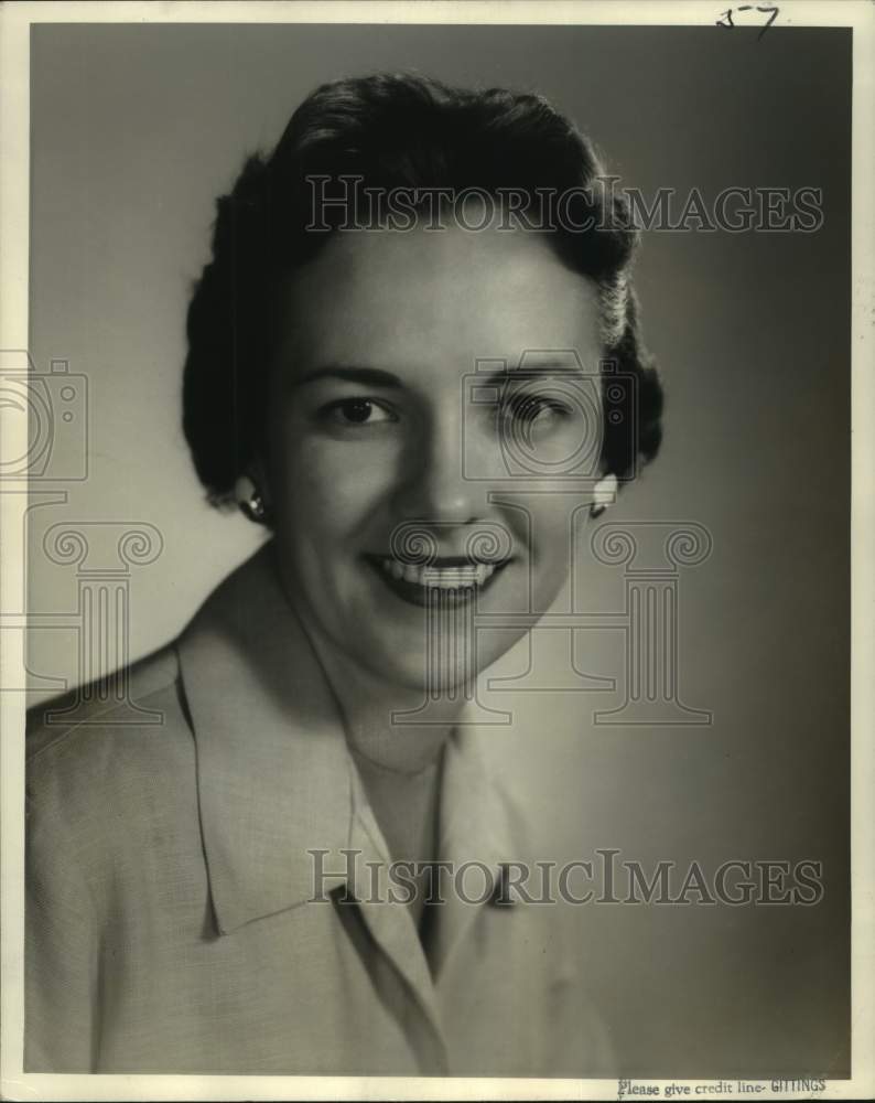 Load image into Gallery viewer, 1958 Press Photo Miss Marian Hogan - nob43577
