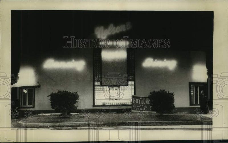 Load image into Gallery viewer, 1959 Press Photo Exterior of the Nelson's Gambling establishment - nob44013
