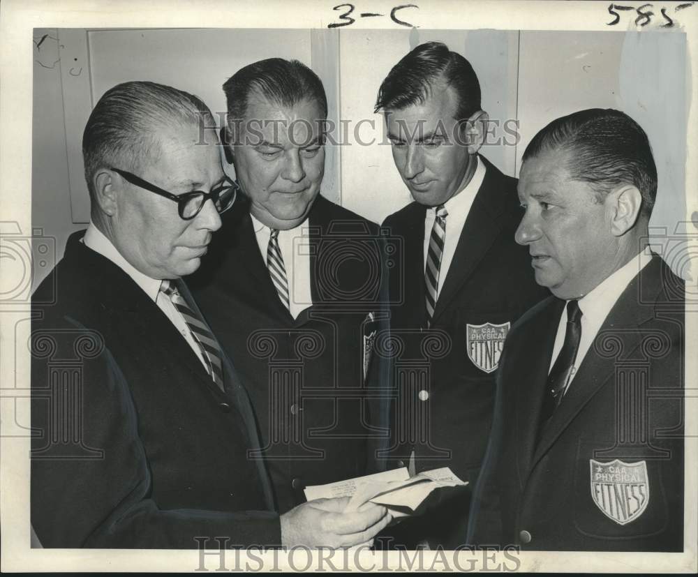 1967 Press Photo The Commercial Athletic Association new officers - nob45153
