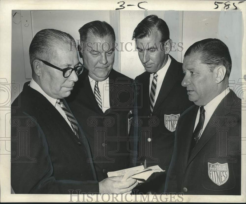 Load image into Gallery viewer, 1967 Press Photo The Commercial Athletic Association new officers - nob45153
