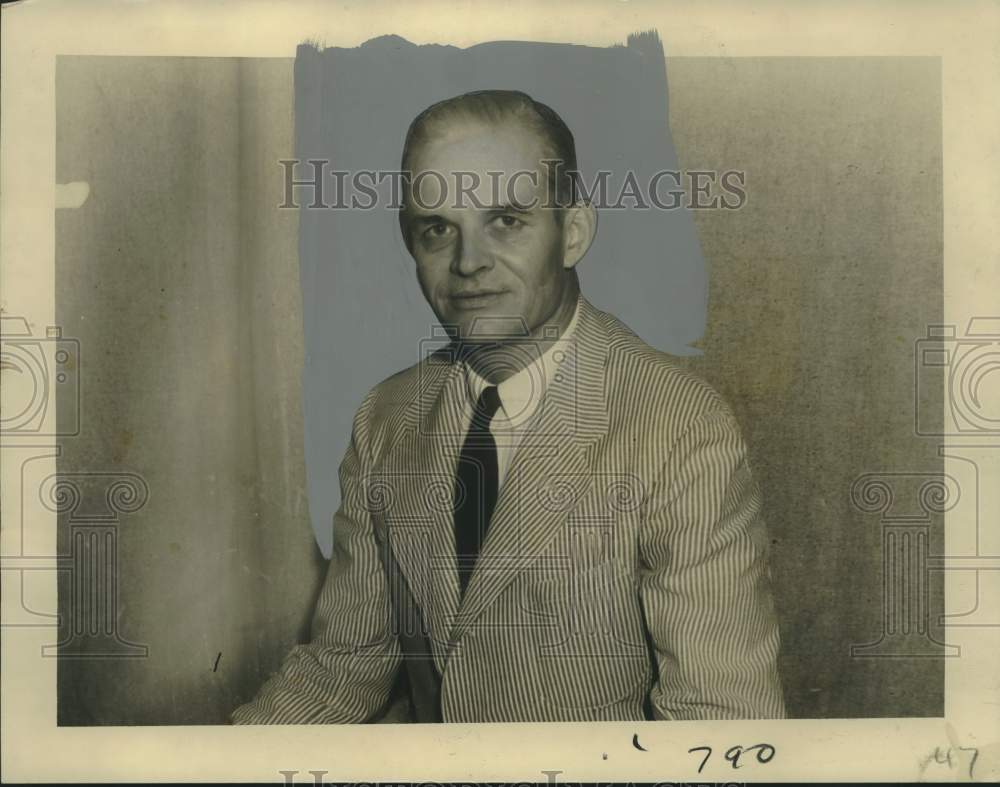 1941 Press Photo Donald H. Higgins, long-time New Orleans newsman - nob45156