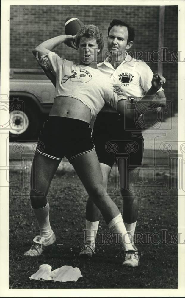 1983 Press Photo Football Coach Jay Keller with Quarterback Ray Monica- Historic Images