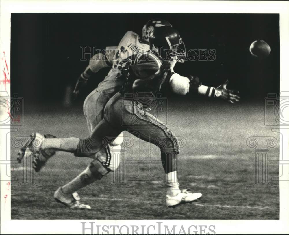 1985 Press Photo High School Football- Carver vs Booker T. Washington- Historic Images