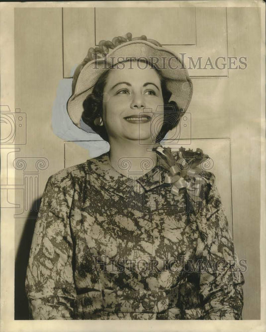 1959 Press Photo Mrs. Charles E. Hill, president of Lake Terrace Woman's Club