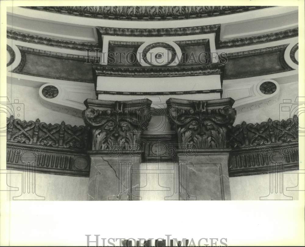 1994 Press Photo Detail of dome work at Jefferson Guaranty Bank entrance lobby- Historic Images