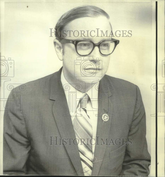 1973 Press Photo Reverend Lauren Hudson defied his bishop on his transfer order- Historic Images