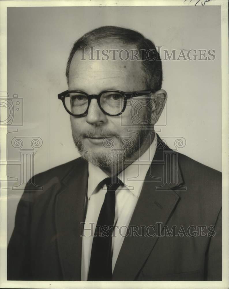 1970 Press Photo Dr Edward H Knight-clinical professor at the LSU Medical School- Historic Images