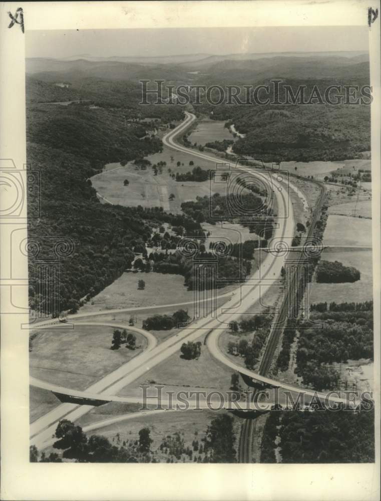 1963 Press Photo Bird&#39;s eye view of man-made American Superhighway - nob49209- Historic Images