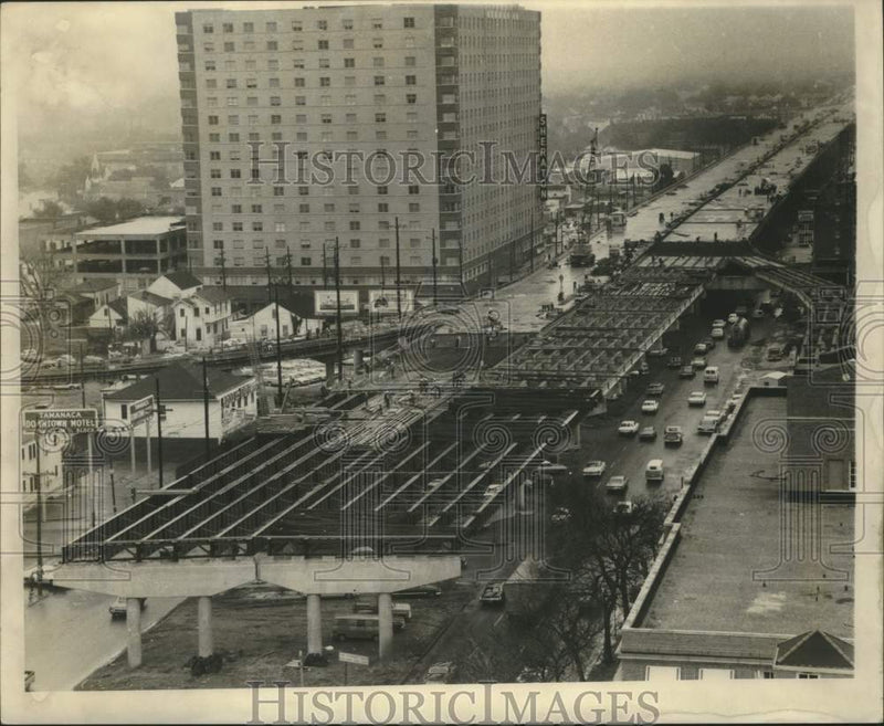 Load image into Gallery viewer, 1969 Press Photo Interstate-10 looking east - nob49903
