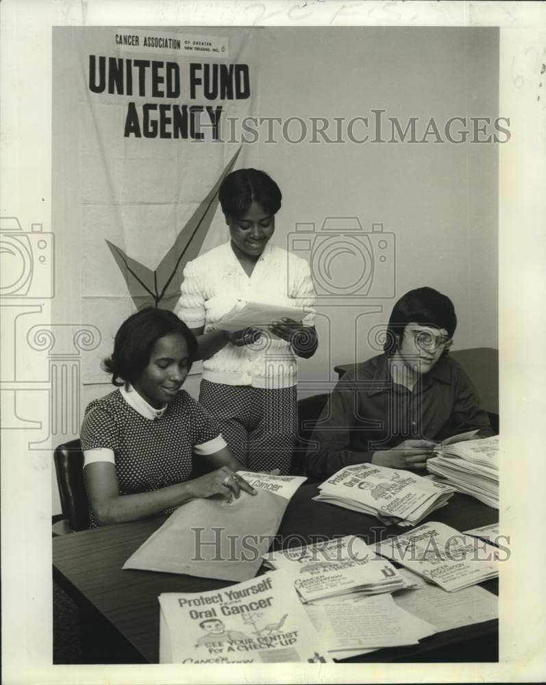 1973 Press Photo Volunteers at the Cancer Association of Greater New Orleans- Historic Images