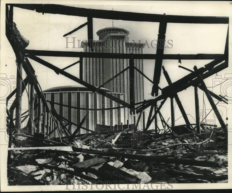 Load image into Gallery viewer, 1966 Press Photo Ruins of warehouse, gutted by fire, frame Trade Mart Complex
