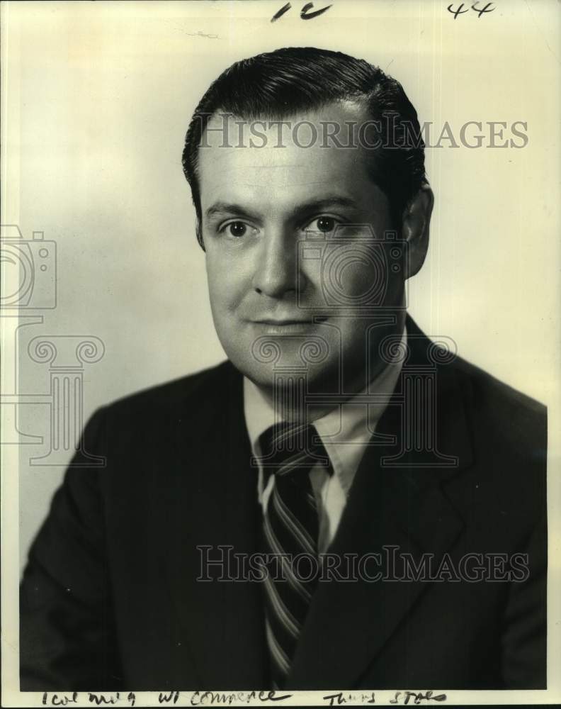 1973 Press Photo Dr. Sidney L. Jones, assistant secretary of Commerce