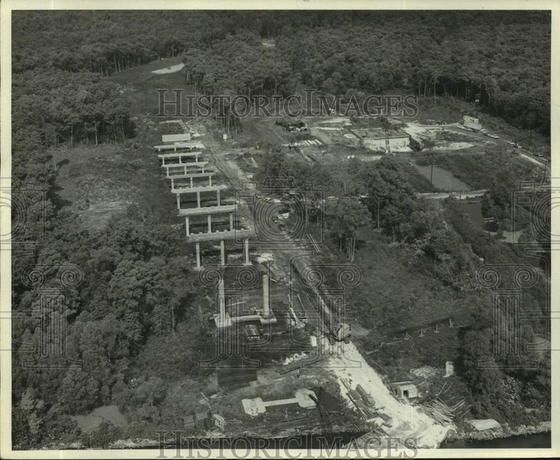 Load image into Gallery viewer, 1971 Press Photo Aerial view of Lapalco Boulevard Bridge and Harvey Canal
