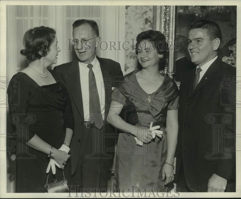 Load image into Gallery viewer, 1959 Press Photo Formal event with the Charbonnets, Halls, and LeBlancs.
