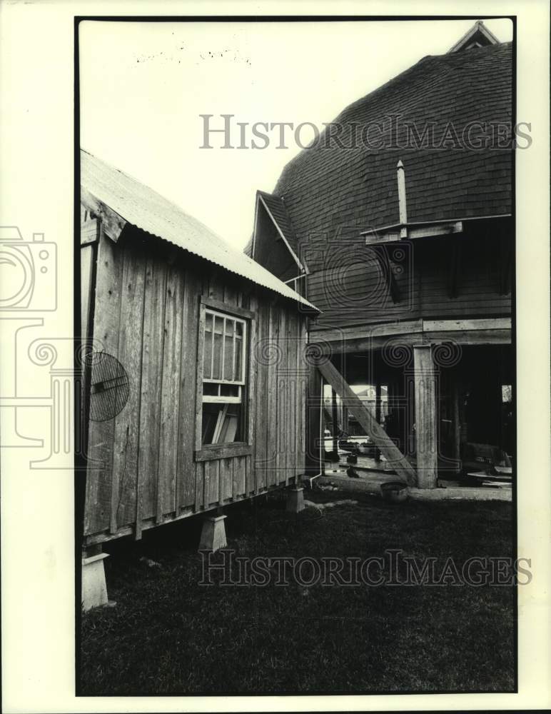 1980 Press Photo Front yard of the Dome Home - Historic Images