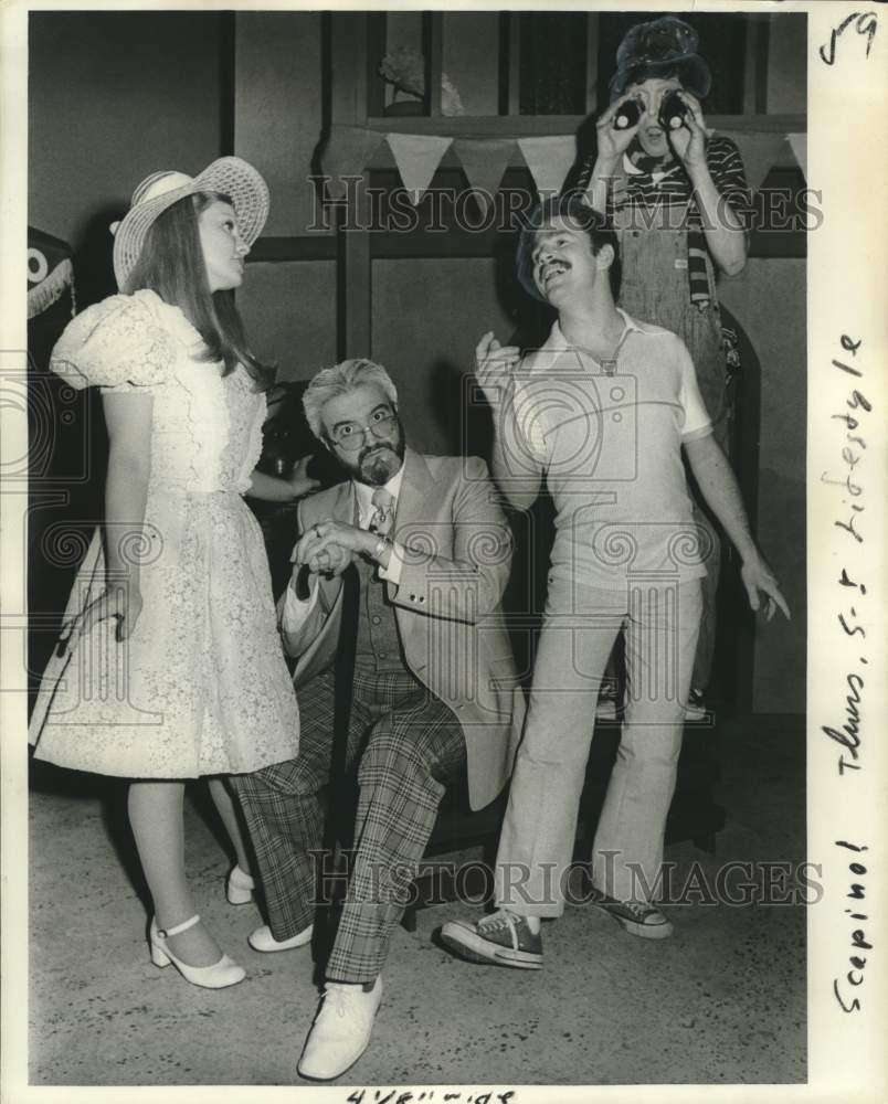 1977 Press Photo &quot;Scapino!&quot; Broadway comedy at Le Petit Theater du Vieux Carre - Historic Images