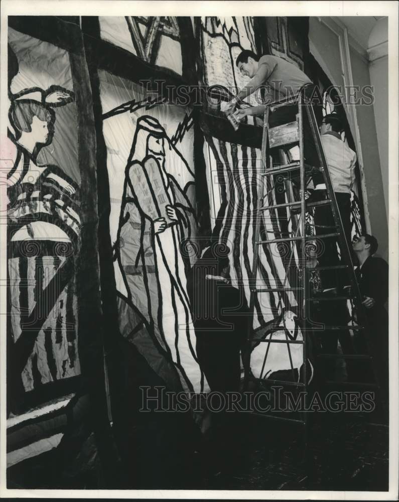 Load image into Gallery viewer, 1967 Press Photo McDonough High Art Students Staple Window Panels Into Place
