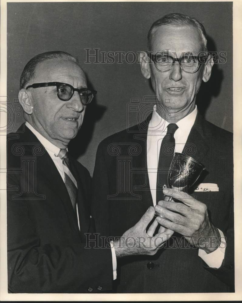 1963 Press Photo Ted Liuzza and Lawrence Dumestre, Vieu Carre Property owners.