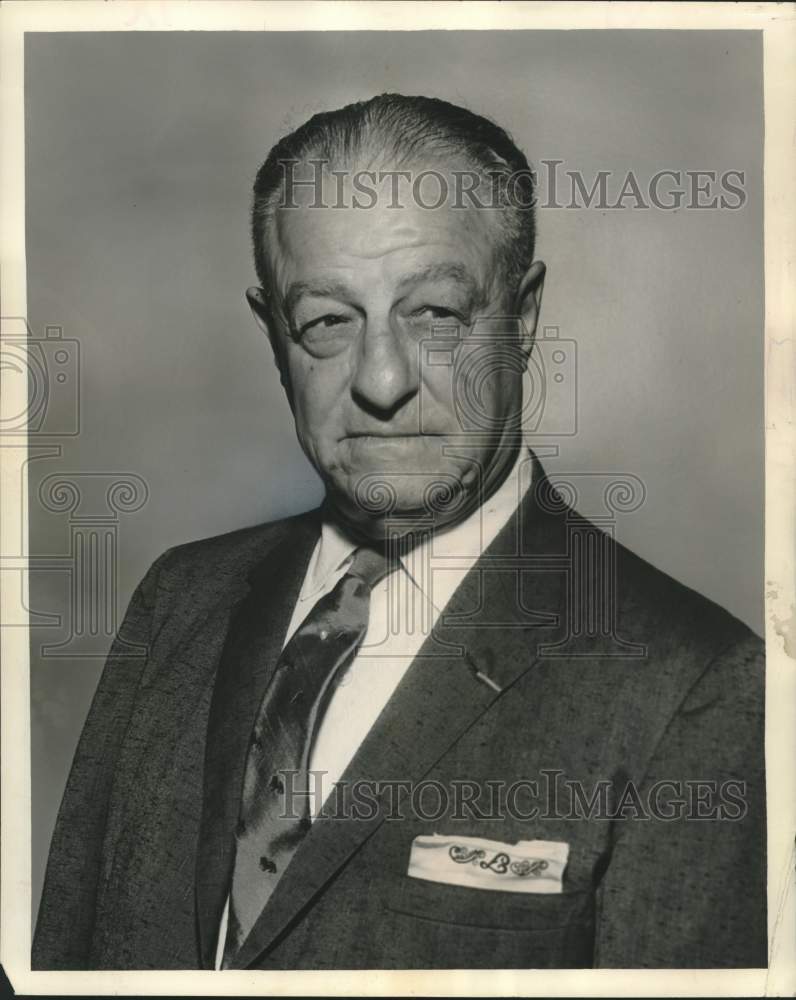 1962 Press Photo Capt. Neville Levy, president of Foreign Relations Association- Historic Images