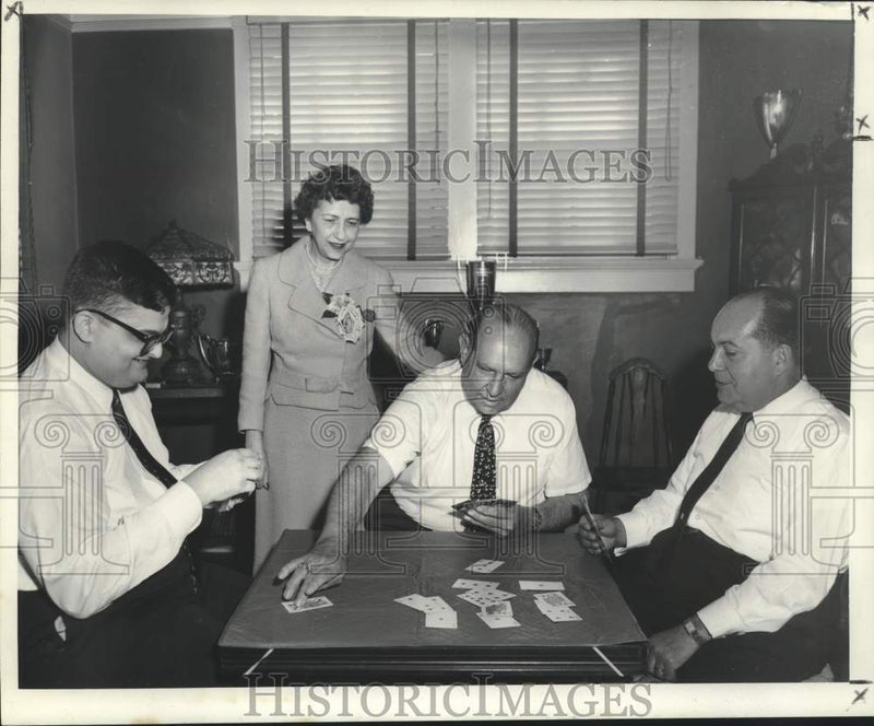 Load image into Gallery viewer, 1959 Press Photo .New Orleans Life Masters Play A Card Game, Louis Levy's Home
