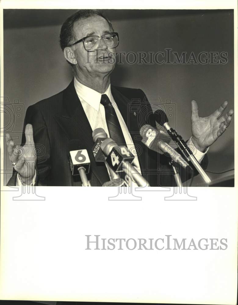 1987 Press Photo John Owensby, President of Committee For A Better Jefferson- Historic Images