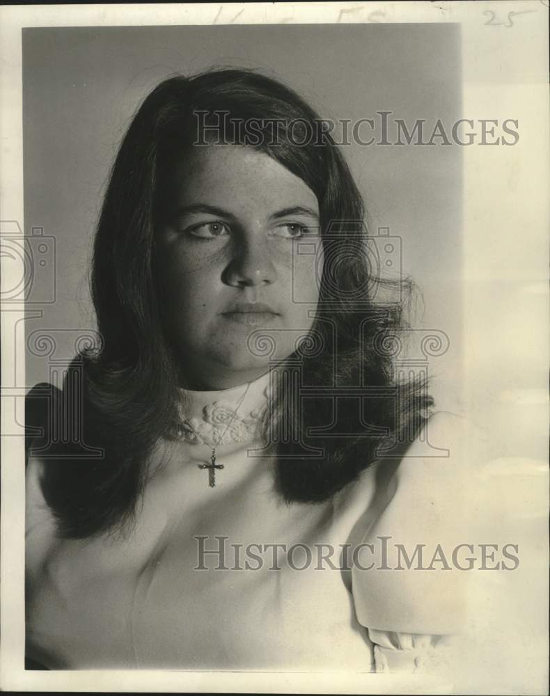 Load image into Gallery viewer, 1973 Press Photo Terri Lynn O'Brien, worthy advisor of New Orleans Assembly
