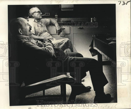 1978 Press Photo Chief engineer Red Faircloth joins the captain in the gallery