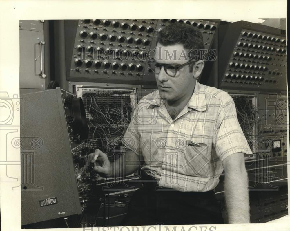 1957 Press Photo Walter H. Pace, research engineer with Autonetics - nob60121
