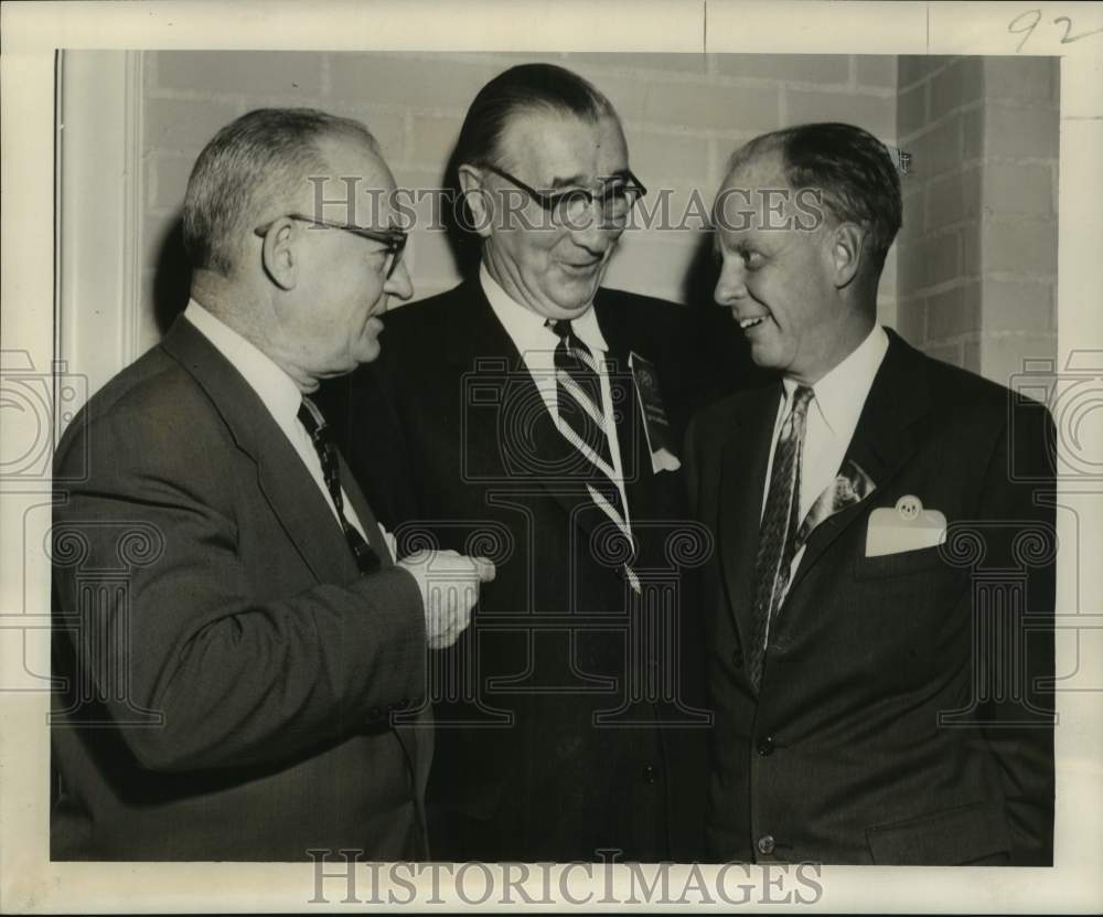 1955 Press Photo James Marshall, John MacLeod, George Koss of AGCA - nob60585