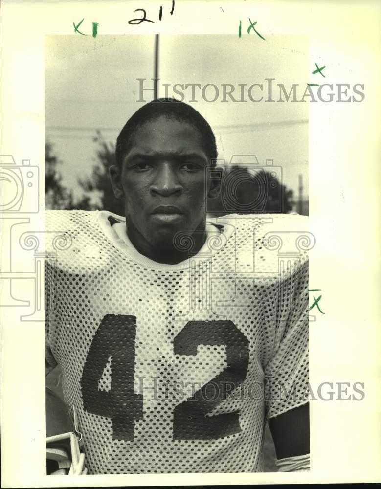 1984 Press Photo Neal Joseph, Number 22 Running Back - nob60806- Historic Images