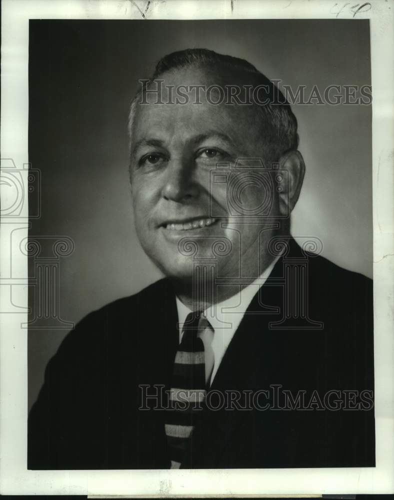 1969 Press Photo Henry Kerns, of Export-Import Bank, will speak at luncheon.- Historic Images