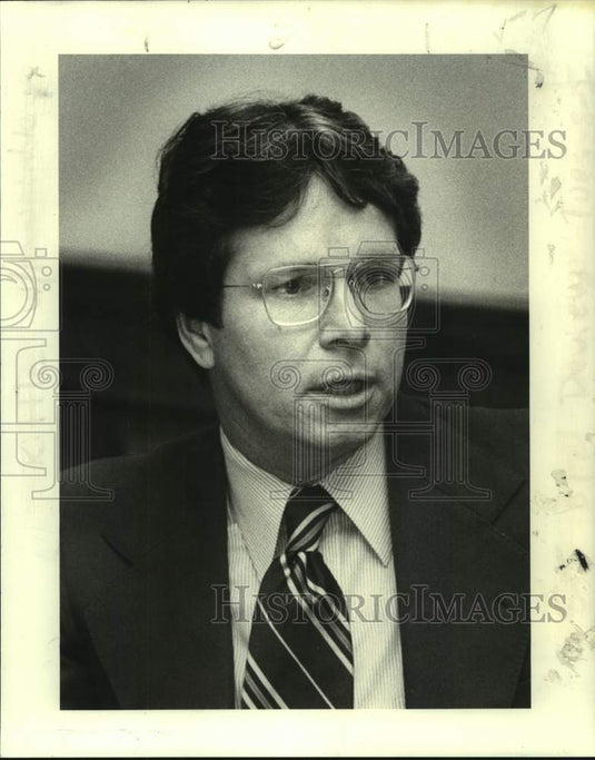 1980 Press Photo Keith Kittle, manager of the office of Dean Witter Reynolds