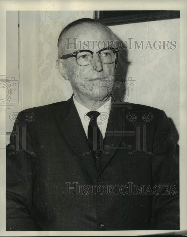 1968 Press Photo Walter Judd, interviewed at the Pontchartrain Hotel - Historic Images