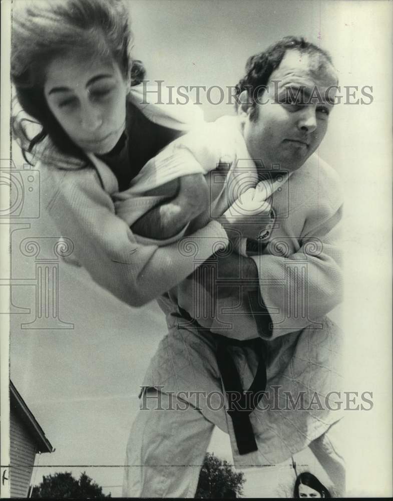 1971 Press Photo Angela Georgusis being thrown in a Judo Class in New Orleans- Historic Images