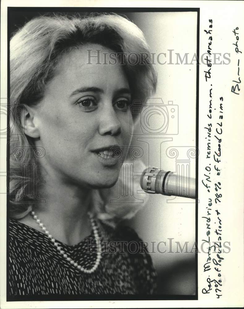 1984 Press Photo State Representative Mary Landrieu discusses Geraldine Ferraro