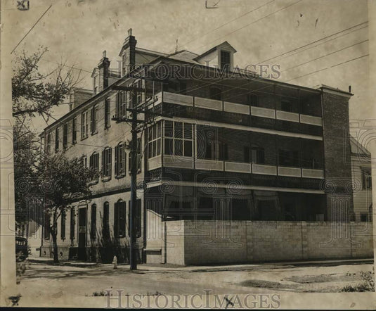 1950 Press Photo General view of Lafon Catholic Old Folks home, 1125 N. Tonti