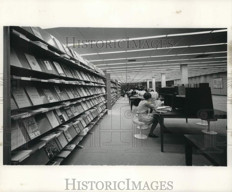 Load image into Gallery viewer, 1938 Press Photo Interior of the Library in Lafayette, Louisiana - nob64274
