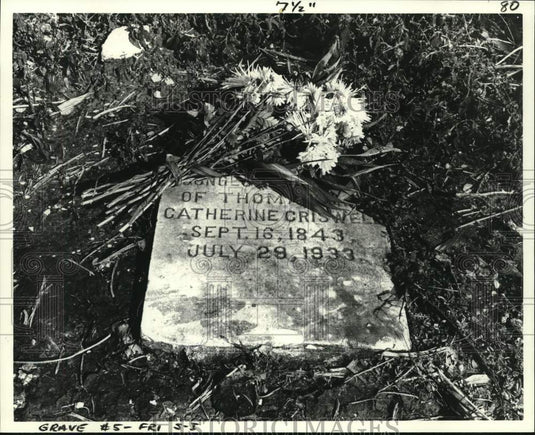 1979 Press Photo Thomasina Catherine Criswell's tombstone, cemetery in Lafayette