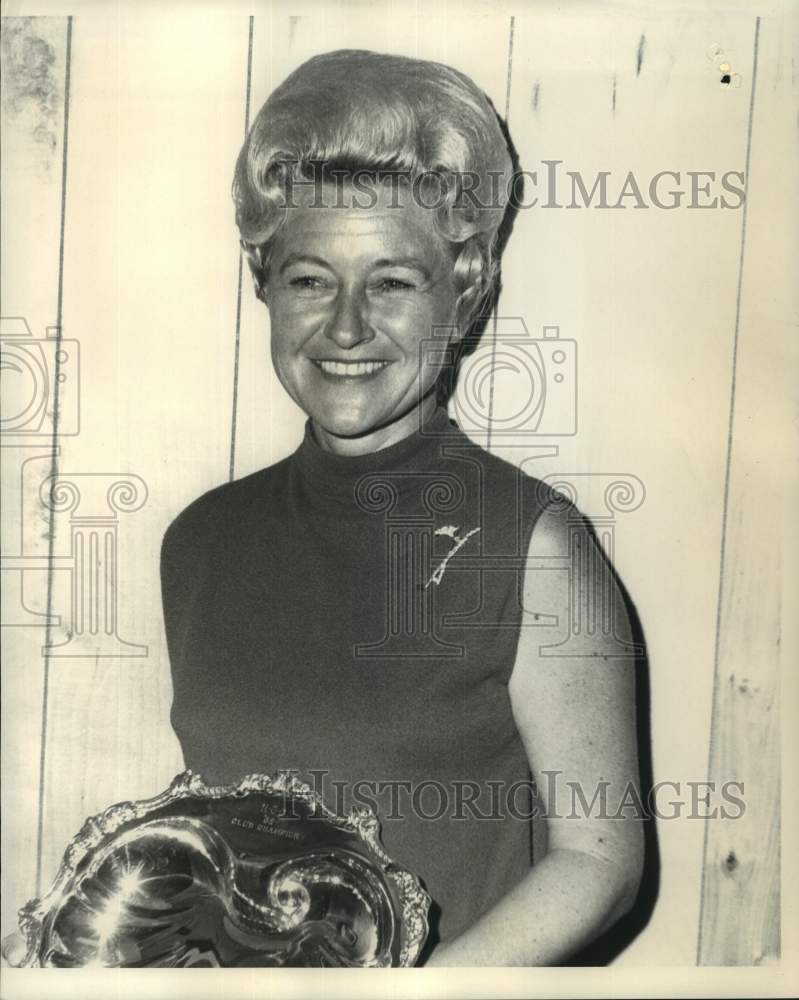 1968 Press Photo Mrs. L.J. Ladner, Jr., Club Champion of the Newcomers Golf Club- Historic Images