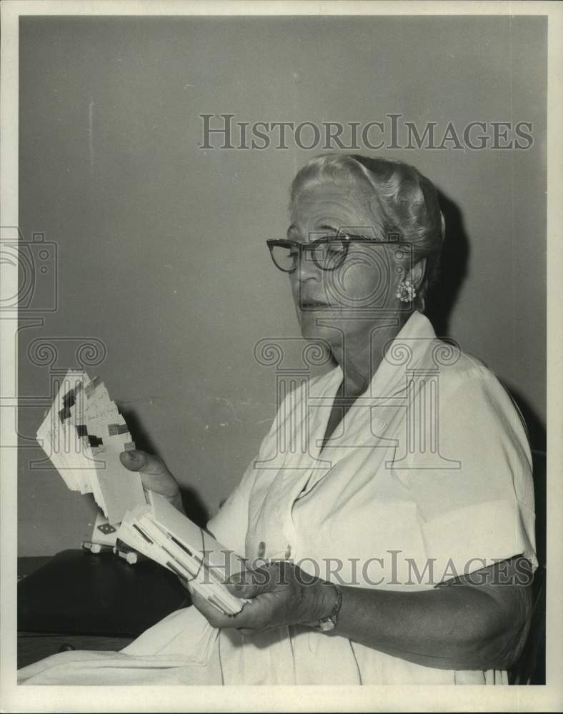 1971 Press Photo Mrs Kay Kraus, Metropolitan New Orleans Council- Historic Images