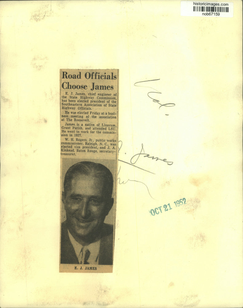Load image into Gallery viewer, 1952 Press Photo E. J. James, Chief engineer, State Highway Commission
