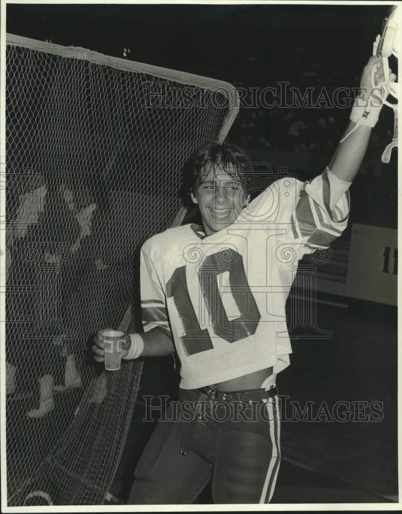 1985 Press Photo Football player Steve Marrs - nob67720- Historic Images