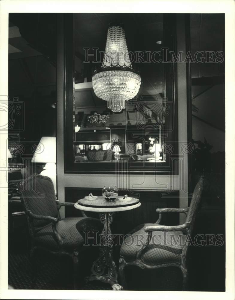 1987 Press Photo Interior of renovated Marriott Hotel - nob67725- Historic Images